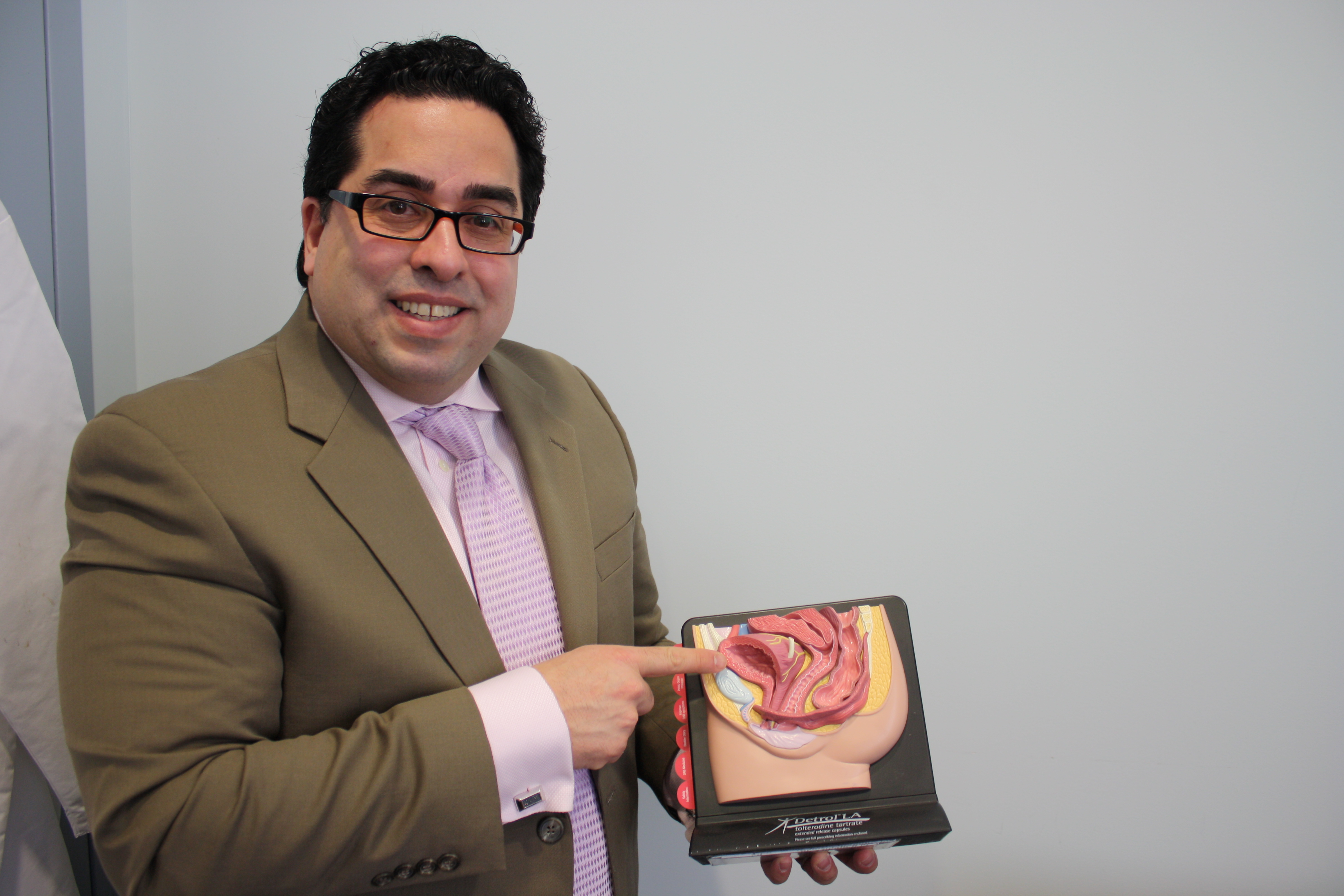 Dr. Ivan Colon a model of the bladder