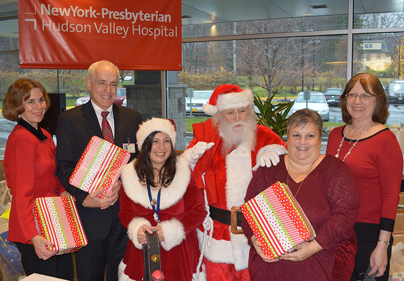 Santa’s Helpers Hold Huge Wrapping Party at NewYork-Presbyterian/Hudson Valley Hospital