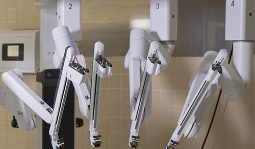 image of instruments of a surgical robot