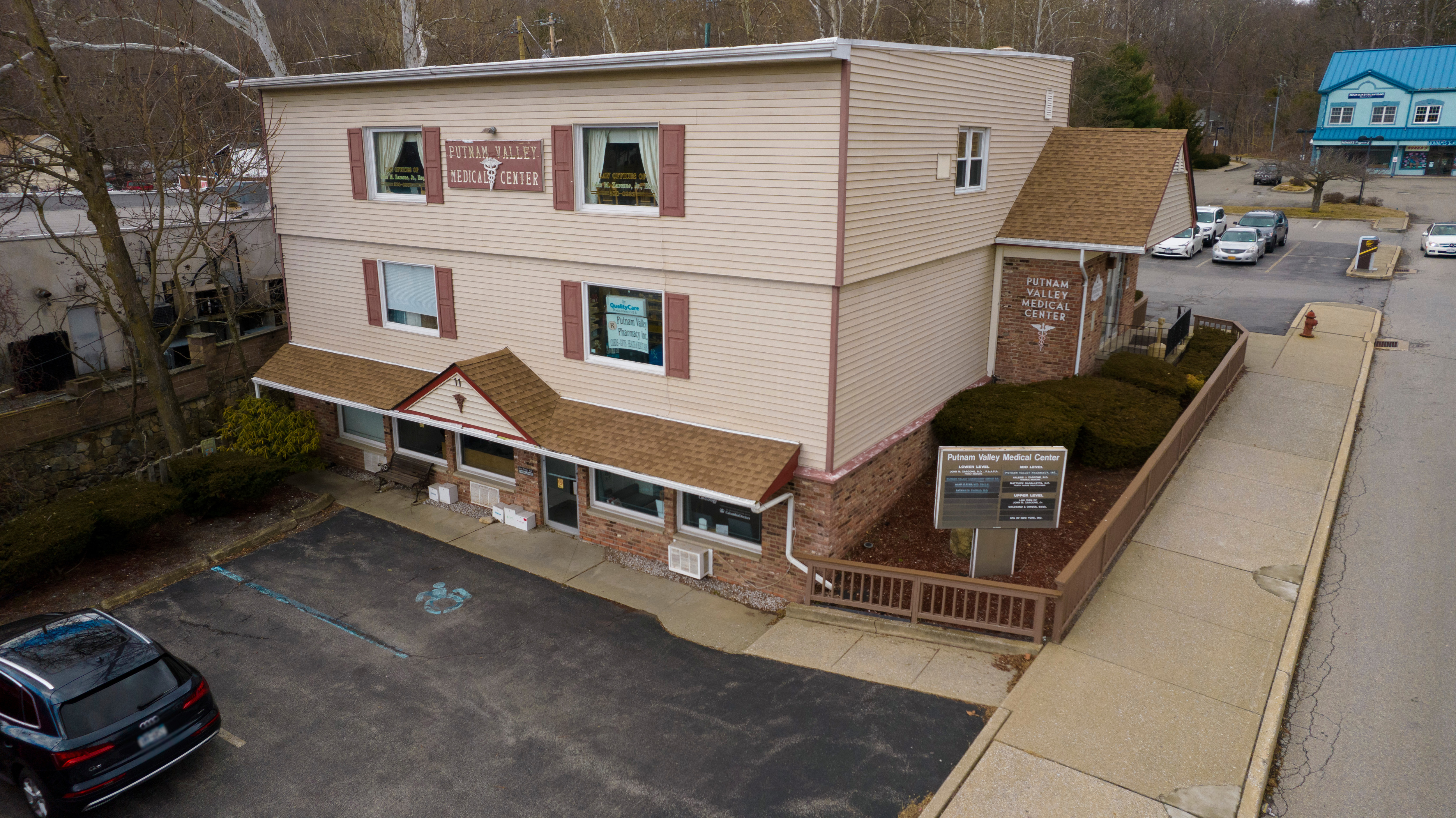 11 Peekskill Hollow Road