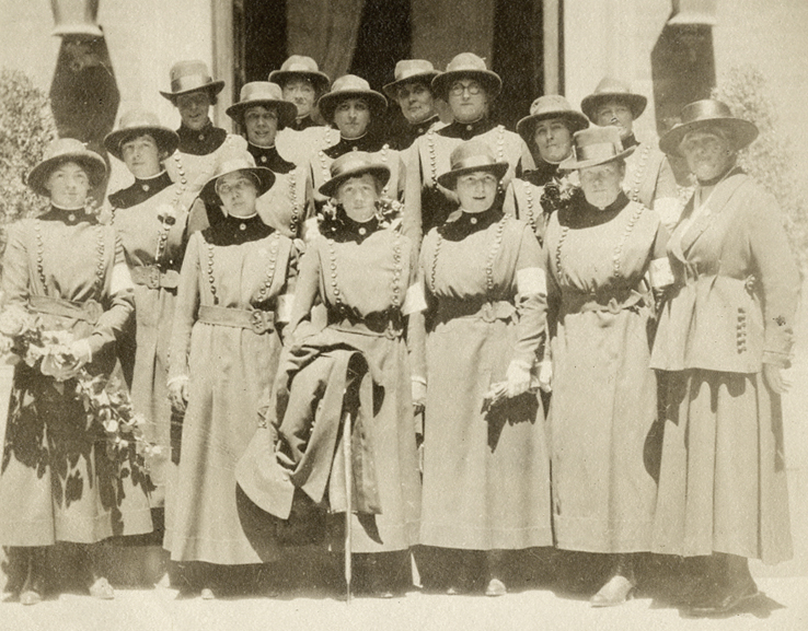 Anna Maxwell with Base Hospital No. 2 Nurses in France, 1918.