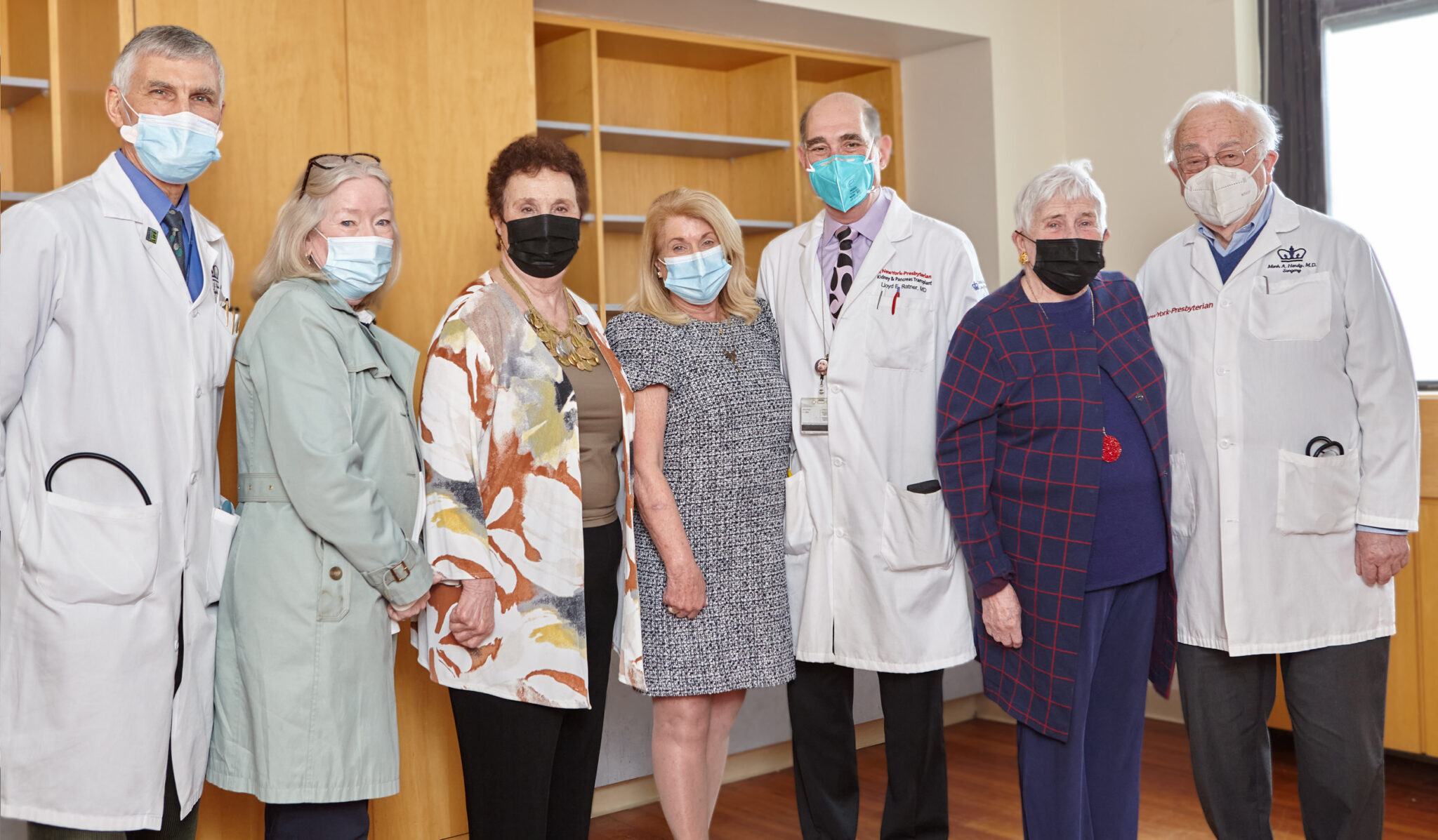 image of NYP transplant physicians and care team members with Jennifer