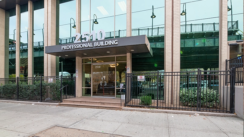 2510 Westchester Ave