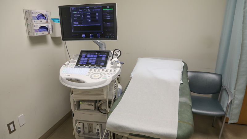 696 White Plains Road